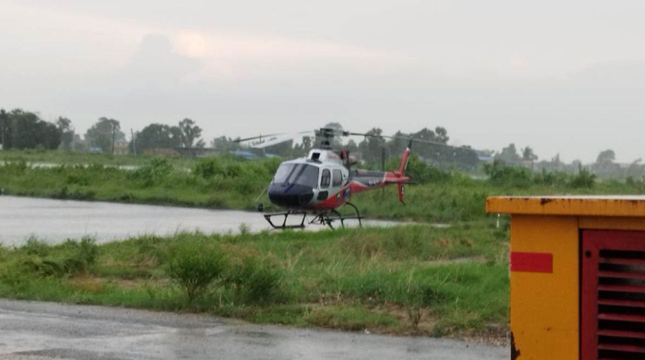 एमाले अध्यक्ष ओली चढेको हेलिकोप्टर सिमरा विमानस्थलमा आकस्मिक अवतरण