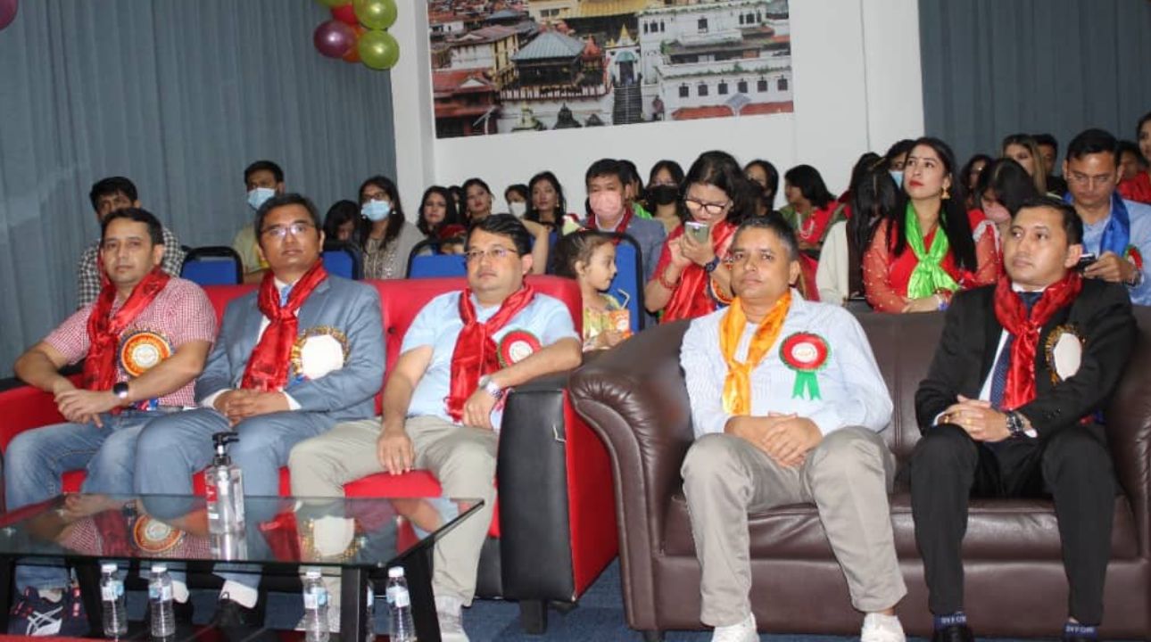 तिजको अवसरमा गैरे आवासीय नेपाली संघ मलेसियाकोआयोजनामा दर खुवाउने र  शुभकामना