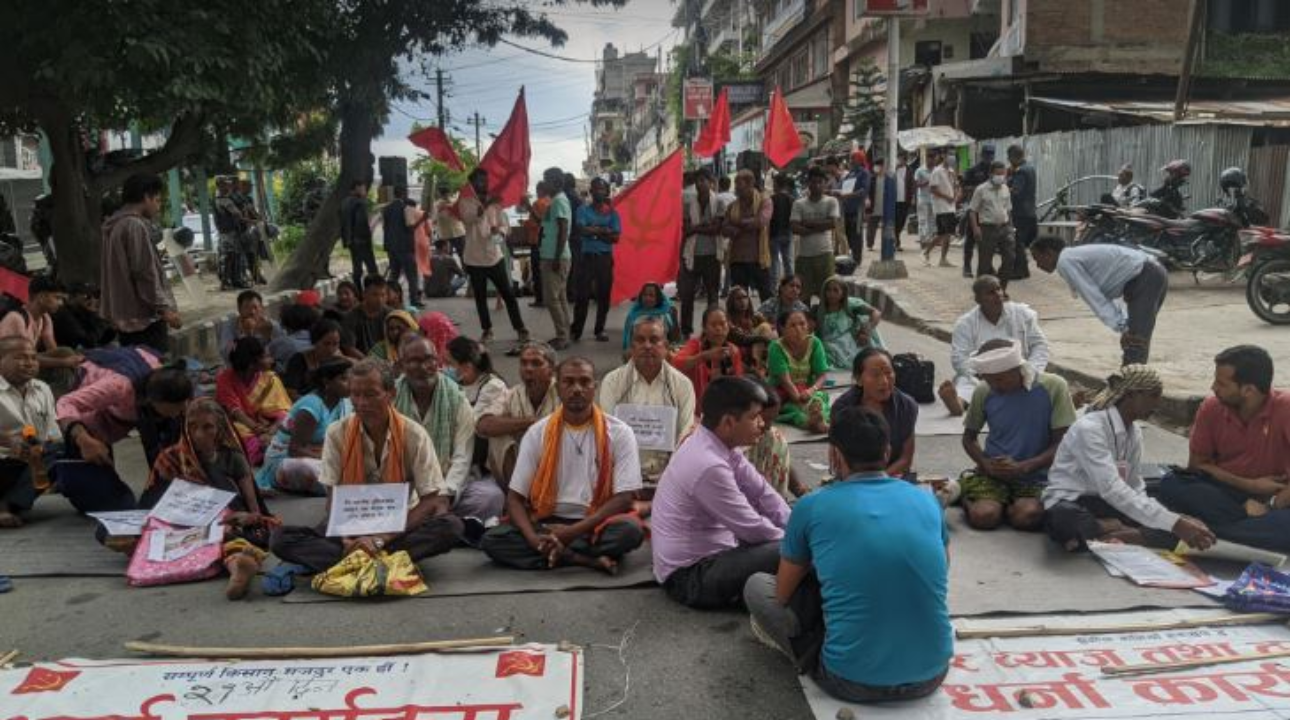 विशिष्ट व्यक्तिको सवारीका कारण  मिटरब्याजपीडितमाथि धरपकड