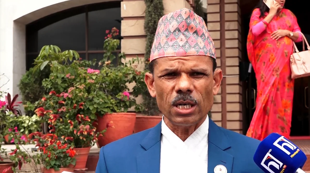 निर्वाचन आयोगले प्रतिनिधिसभाको कार्यकाल तोक्नु अनुचित : भट्टराई