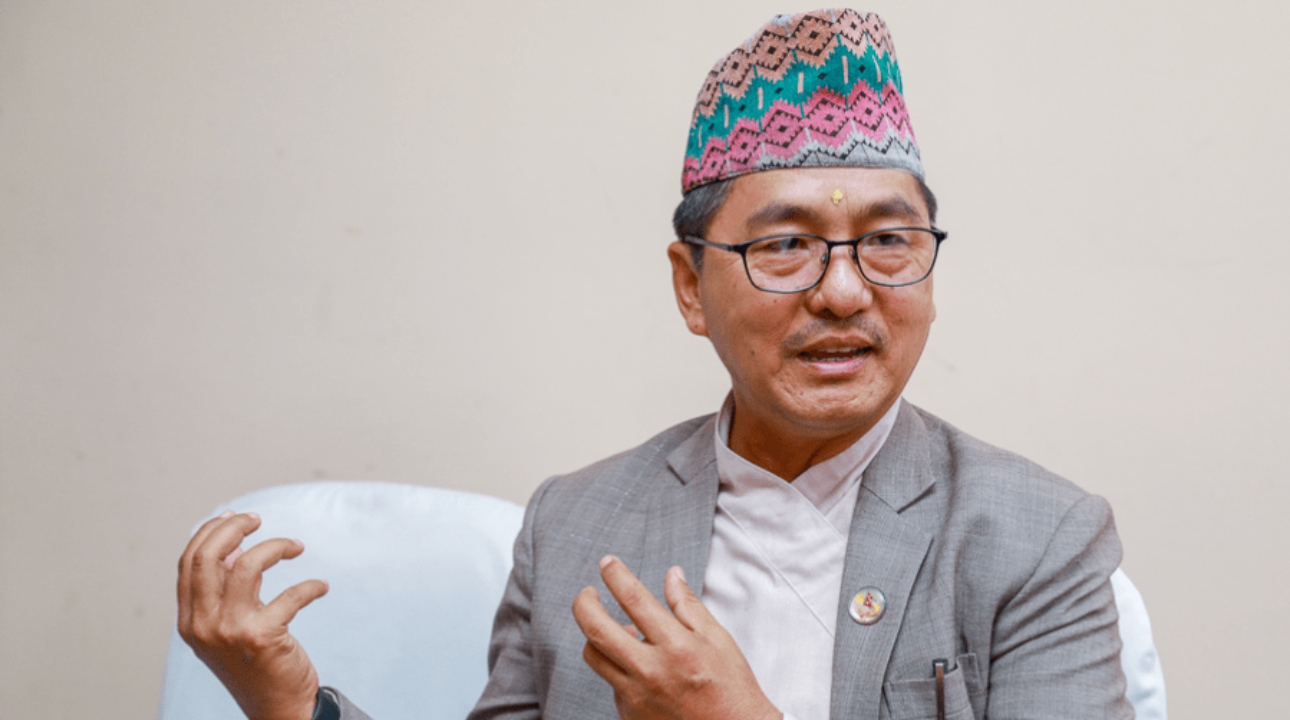 समानुपातिक तर्फको बन्द सूचिसहित ४ बजे निर्वाचन आयोग जाँदै राप्रपा