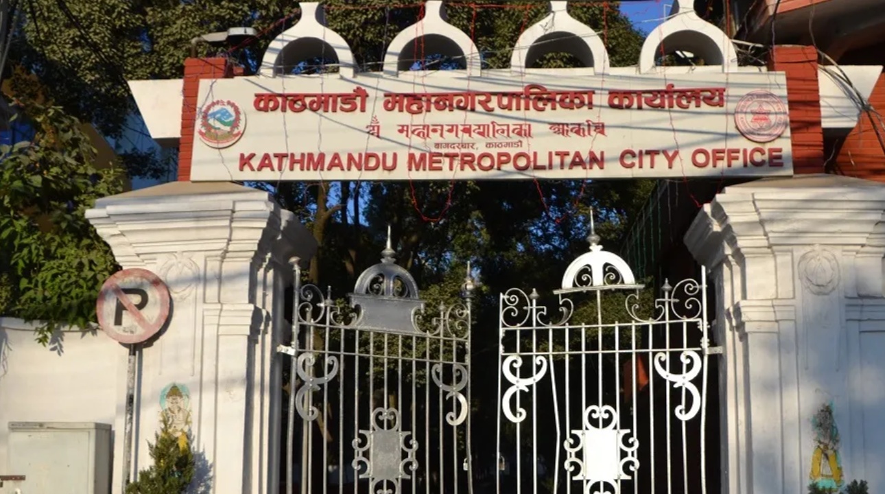 काठमाडौं महानगरले अहिलेसम्म  १३५ संरचना भत्कायो  -दसैंमा पनि निरन्तर