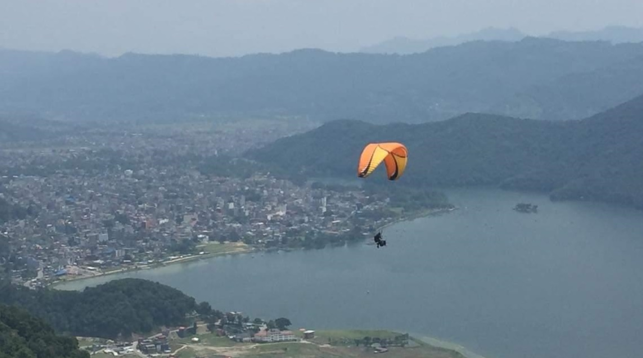 नवौं राष्ट्रिय खेलकुदमा सहभागी एक जना खेलाडीको प्याराग्लाइडिङबाट खसेर मृत्यु