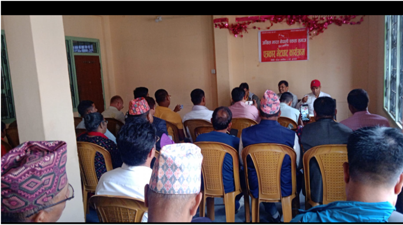 चुनावमा प्रवासी नेपालीहरूलाई मताधिकारको  व्यवस्था  नगरेको  भन्दै  चुनाव बहिष्कार गर्न प्रवासी नेपालीको अपिल
