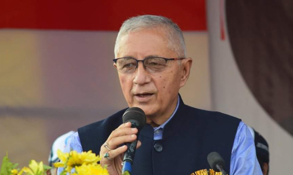 गठबन्धन टुट्नुमा  देउवा र प्रचण्डको हात