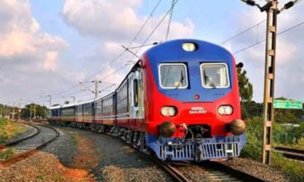 धनुषामा रेल किचिएर एक पुरुष यात्रीको मृत्यु