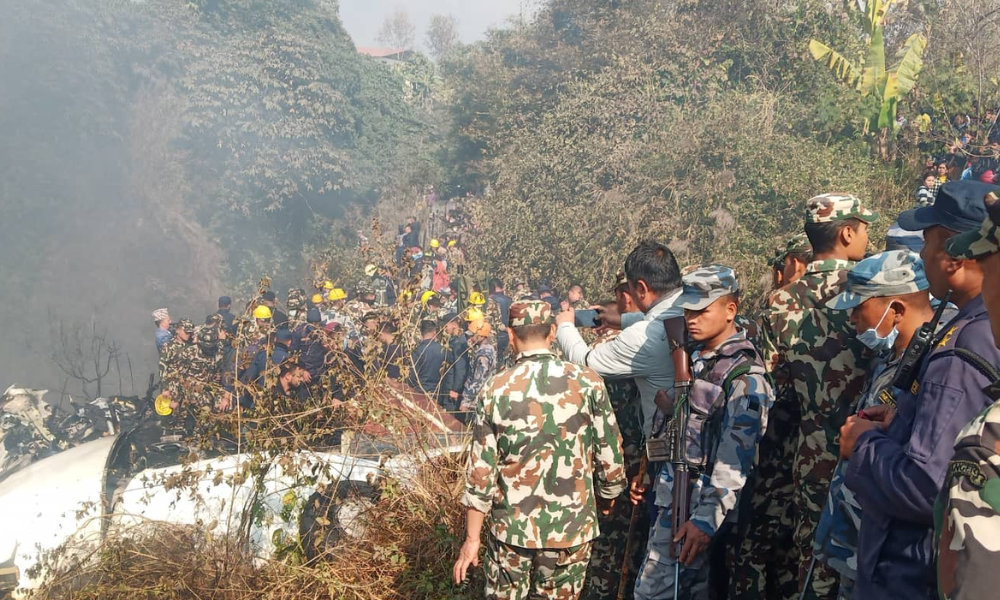 पोखरा विमान दुर्घटना : तिनजनाको जीवितै उद्धार