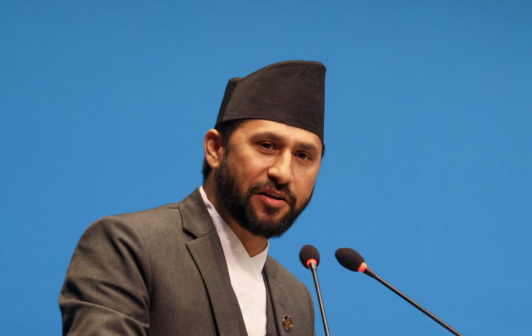 हत्या आरोप लागेका संसद बैंठकमा छिरेको प्रश्नमा गृहमन्त्रिको जवाफ , लय विधि र पद्धतिभन्दा बाहिर जाँदैन