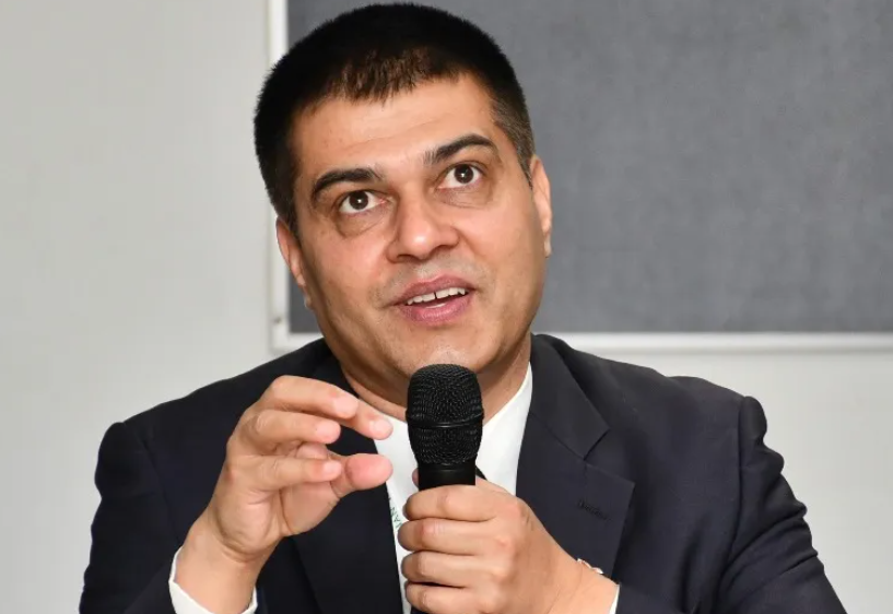 उपराष्ट्रपति कार्यालयका सचिव टेकनारायण पाण्डे पक्राउ नक्कली शरणार्थी बनाउने गिरोमा खैलावैला