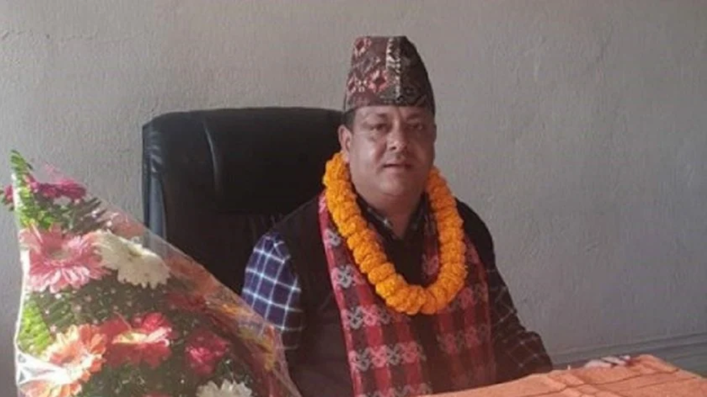 हज समितिका अध्यक्ष शमशेर मियाँ मन्त्रालयबाटै पक्राउ परे