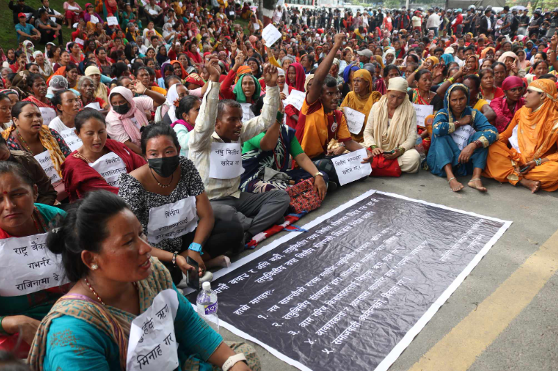 लघुवित्त पीडितसँग अविलम्ब वार्ता गर - राष्ट्रिय क्रान्तिकारी  मोर्चा