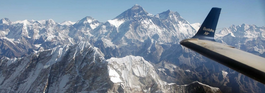 सगरमाथा संवादका विशिष्ट पाहुनाद्वारा  हिमशृङ्खला दृश्यावलोकन