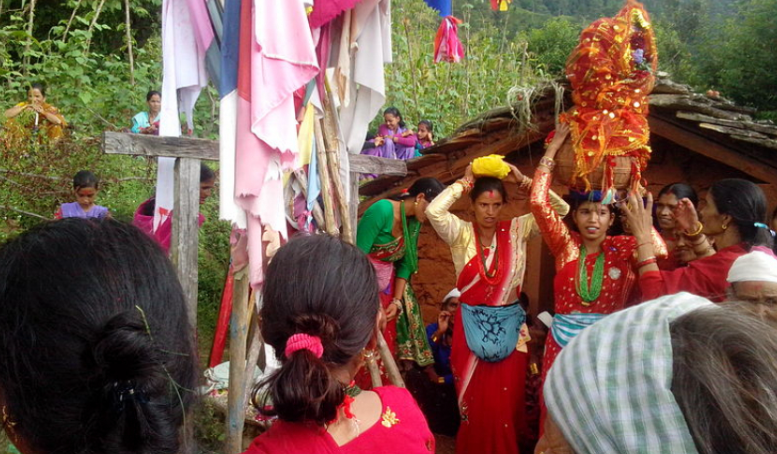 सुदूरपश्चिममा गौराको रौनक शुरु : आज ‘नानी गौरा’ मनाइँदै
