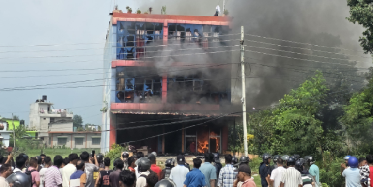 कञ्चनपुर पुगेर जाँचबुझ आयोगद्वारा क्षतिको विवरण सङ्कलन