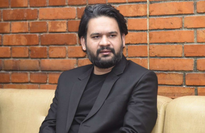 मध्यरातमा  गजेडी बालेन साहको आपत्तिजनक स्टाटस