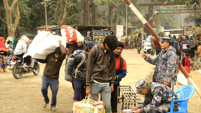 बिदेशिएकाहरु माघी मनाउन घर फर्किंदै