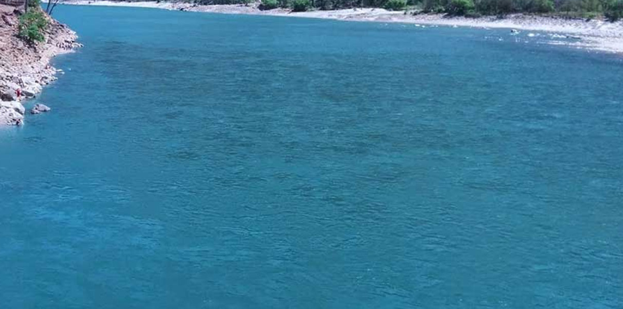 महाकालीमा बगेर  वैतडीका एक जना बेपत्ता