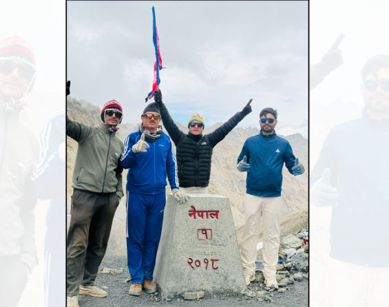 कालापानीको १ नम्बर पिलरमा झण्डा फहराउन पुगे जेन जी अभियन्ता