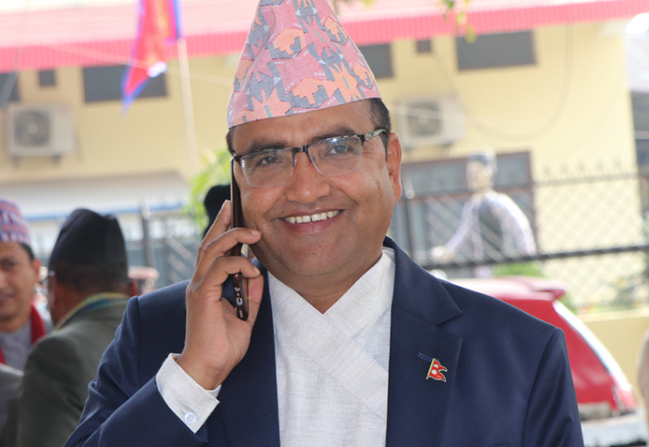 सुदूरपश्चिम प्रदेशका मुख्यमन्त्री खगराज भट्टले पाए विश्वासको मत