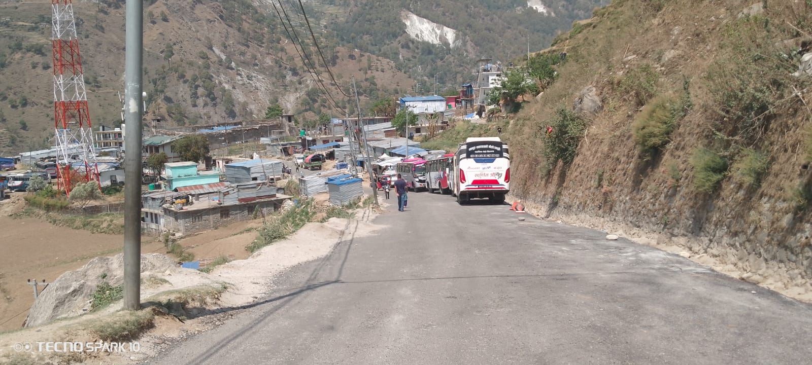 रोकिएका सवारी साधन पुनः सुचारु